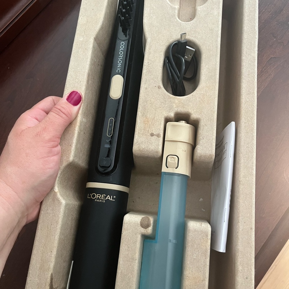 L'Oreal Black and Gold ColorSonic Hair Coloring Tool